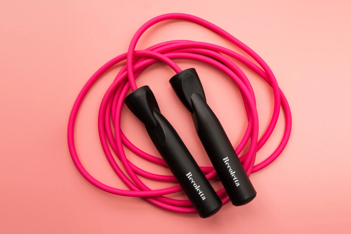Branded jumping rope with custom print for employer branding.