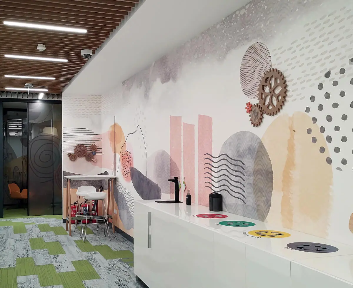 A custom wallpaper and 3D interactive element we designed and installed for one of the printing areas in the VMware offices.